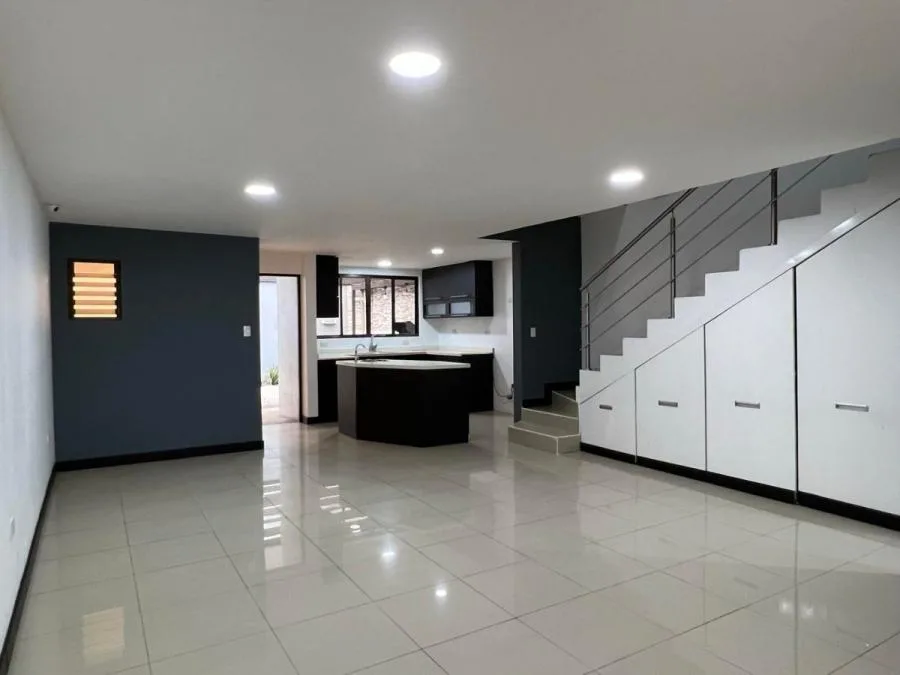CASA EN VENTA EN SABANILLA, HEREDIA RAH 231918 - Venta en San Pablo — photo 2