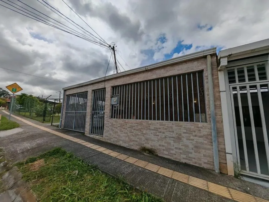 Casa en condominio con excelente ubicación y clima ideal en Alajuela #23-1274 GS - Venta en Alajuela
