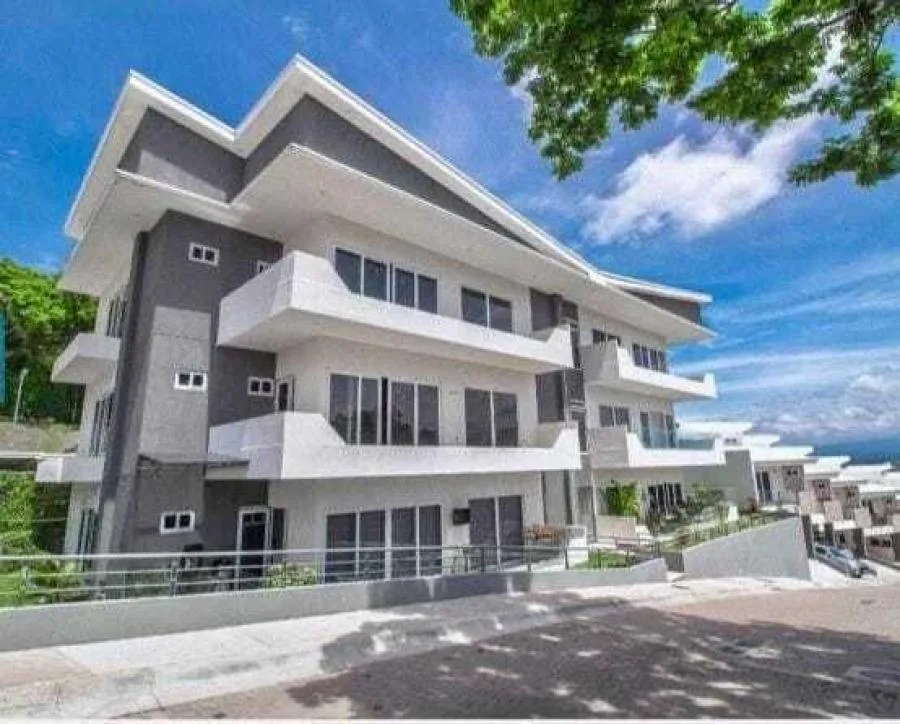 Venta de casa  en jose canton santa ana - Venta en Santa Ana