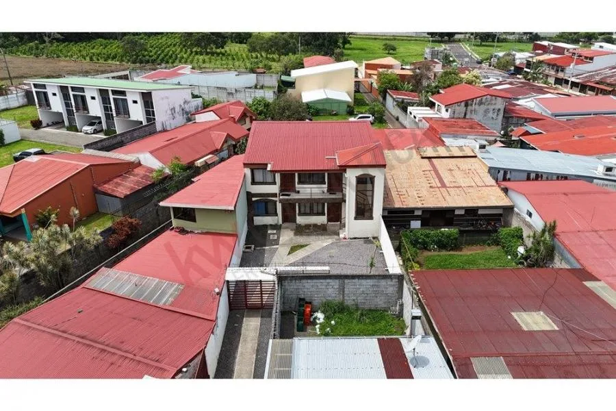 Venta de Edificio con Apartamentos en Mercedes Norte, Heredia US$ 328.000 #6364 - Venta en Mercedes