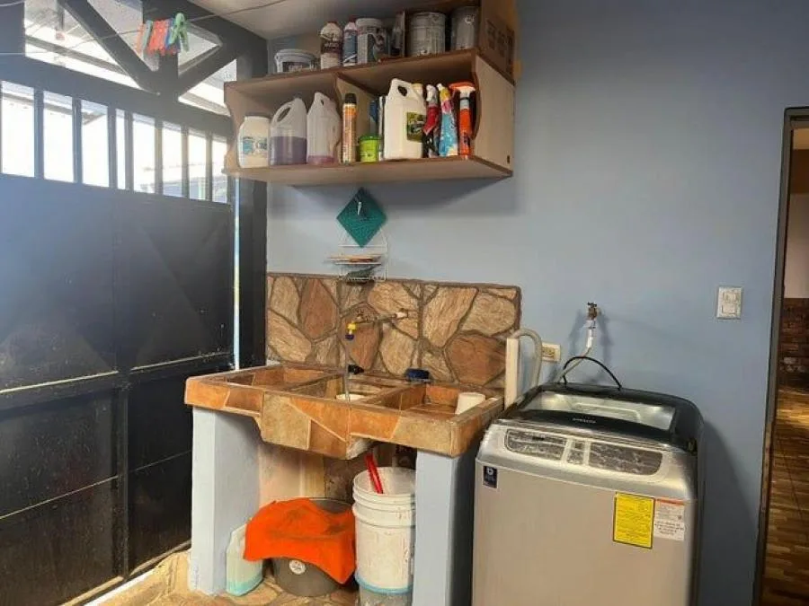 Venta de Casa en Ipis de Goicoechea.  - Venta en Goicoechea — photo 3