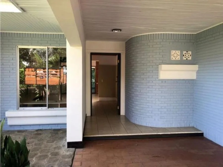 VENTA DE CASA, ESCAZÚ, SAN RAFAEL - Venta en San Rafael