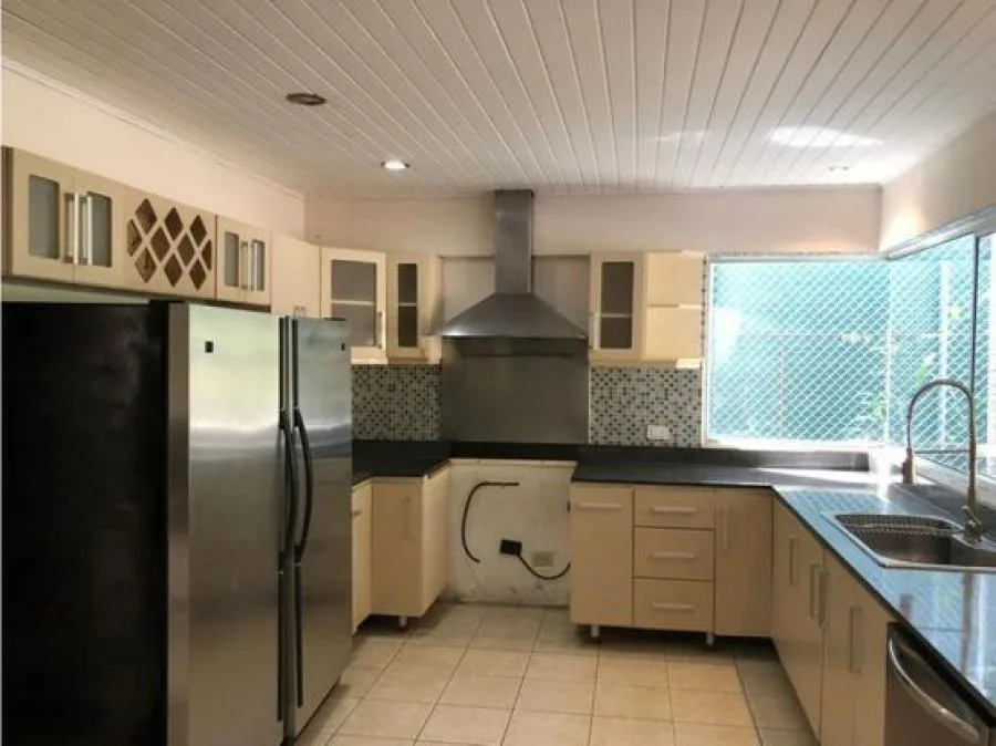 VENTA DE CASA, ESCAZÚ, SAN RAFAEL - Venta en San Rafael — photo 3