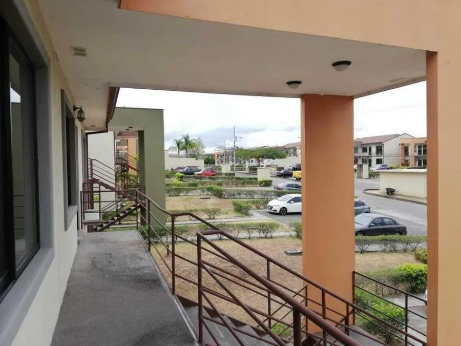 Casa en Venta en Guácima, Alajuela. RAH 24-263 - Venta en Guácima