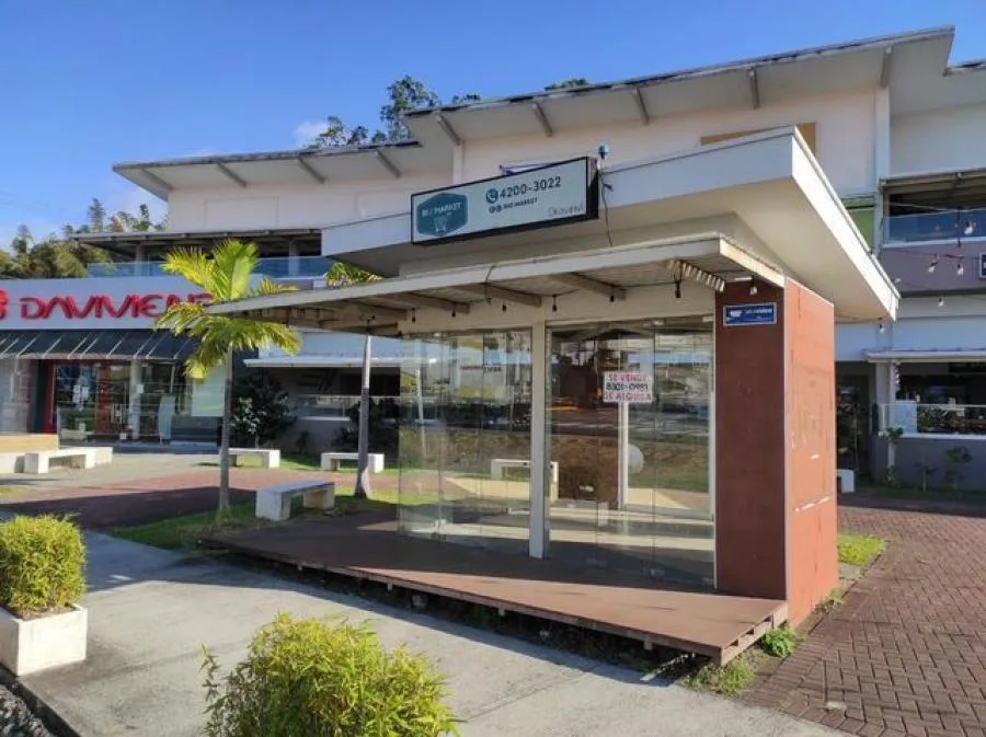 SE VENDE LOCAL COMERCIAL LAGUNILLA HEREDIA - Venta en Heredia
