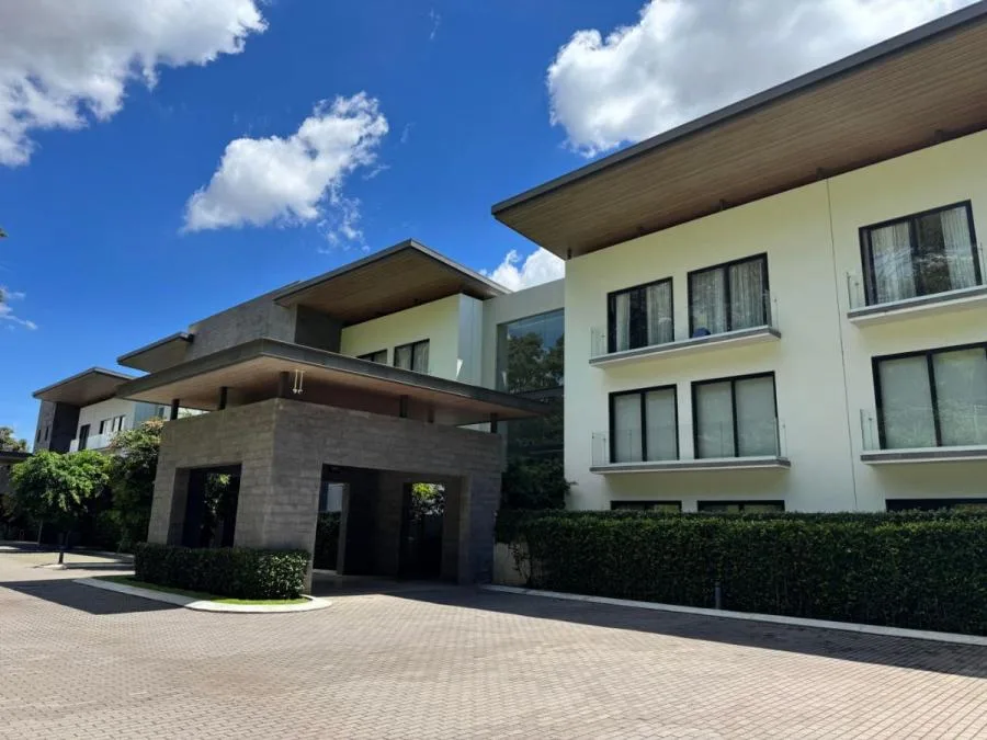 APARTAMENTO EN VENTA EN ESCAZU, MLS #26-624 - Venta en Escazú