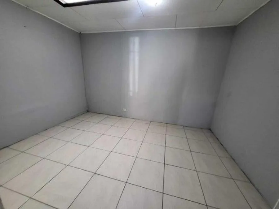 Casa mas apartamento independiente en venta en Barrio La Flor, Moravia RAH 232342 - Venta en Moravia — photo 2