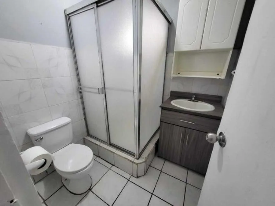 Casa mas apartamento independiente en venta en Barrio La Flor, Moravia RAH 232342 - Venta en Moravia — photo 5