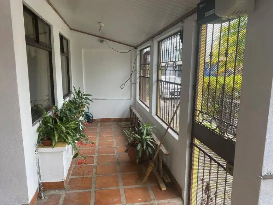 venta de casa en san jose san fco dos rios - Venta en San Francisco de Dos Ríos