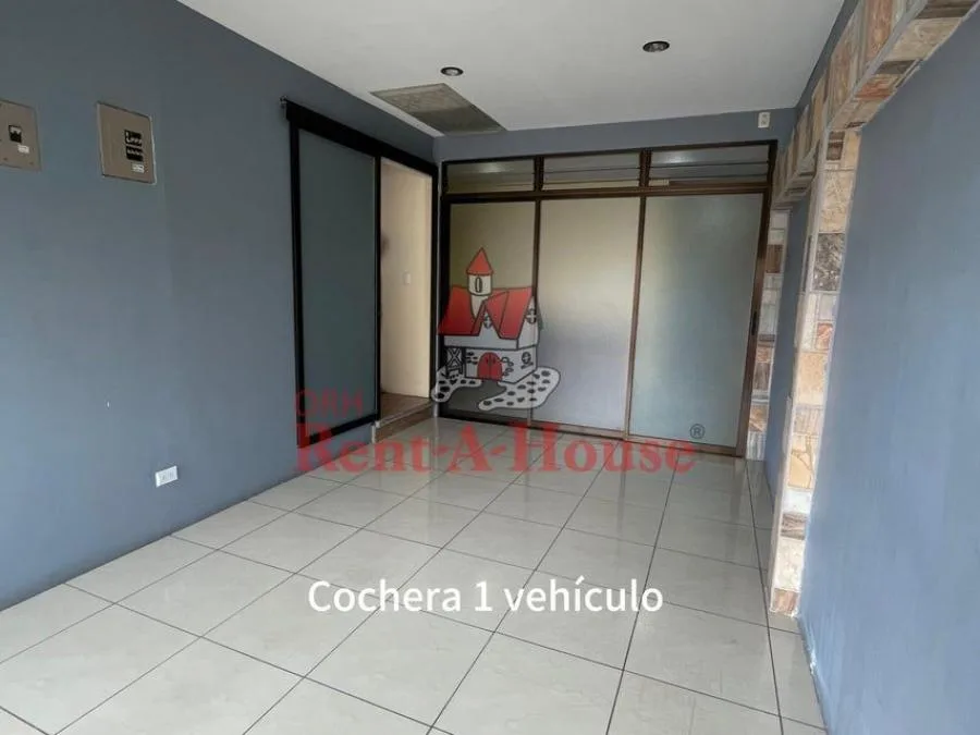 VENTA CASA EN BARRIO LA CRUZ SAN JOSE PBR  - Venta en Catedral