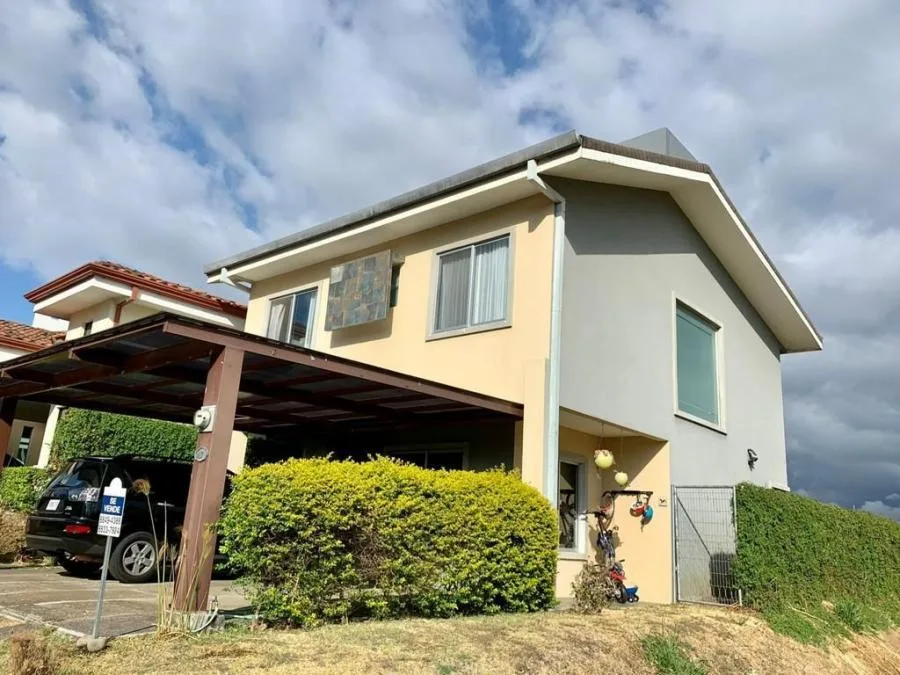 Casa en Venta en Ulloa, Heredia RAH #222507 - Venta en Ulloa
