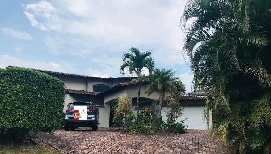 CASA EN VENTA EN ALAJUELA, COD: CTL MLS #25-821 - Venta en Alajuela