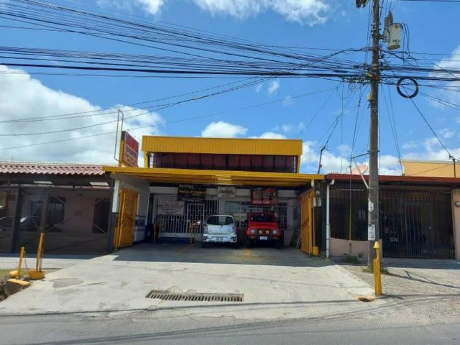 Venta de Local Comercial en Agua Caliente de Cartago. RAH 23-459 - Venta en Aguacaliente