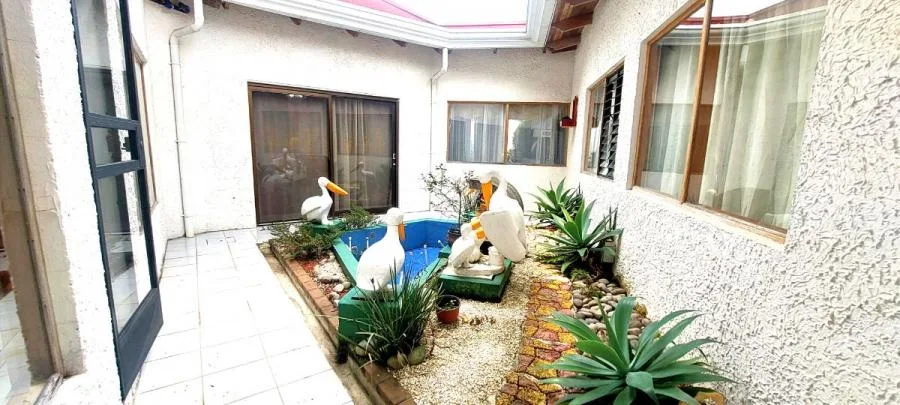Propiedad amplia, versátil y con excelente retorno: actualmente alquilada por Airbnb hasta agosto de - Venta en Santo Domingo — photo 4
