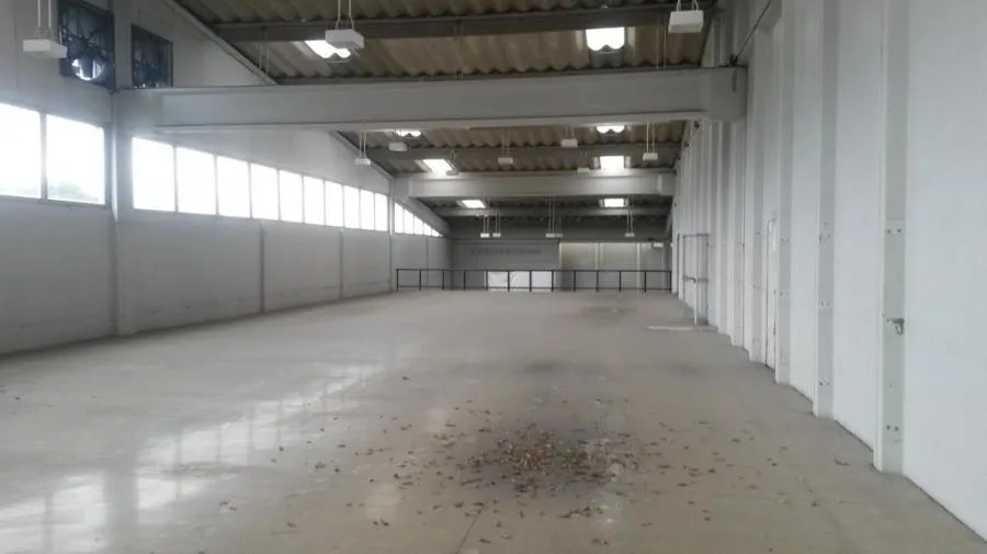 BODEGA EN TIBAS EN ALQUILER - Alquiler / Renta en Tibás