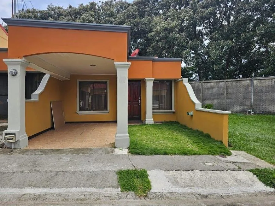 Casa en Venta en Desamparados, San José. RAH 24-484 - Venta en Desamparados