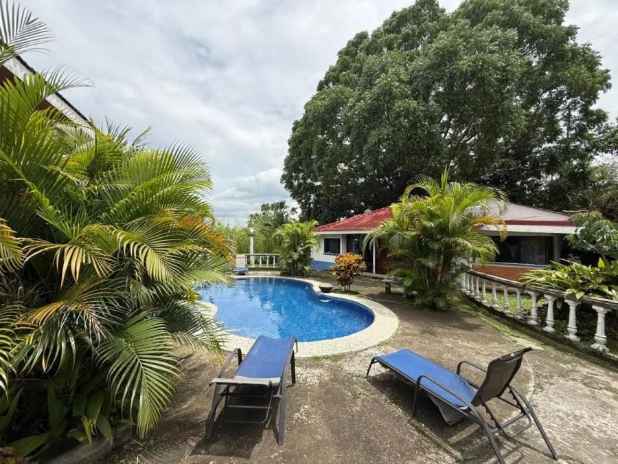 Venta de Villa en San Lorenzo de Heredia. RAH 26-545  - Venta en Flores