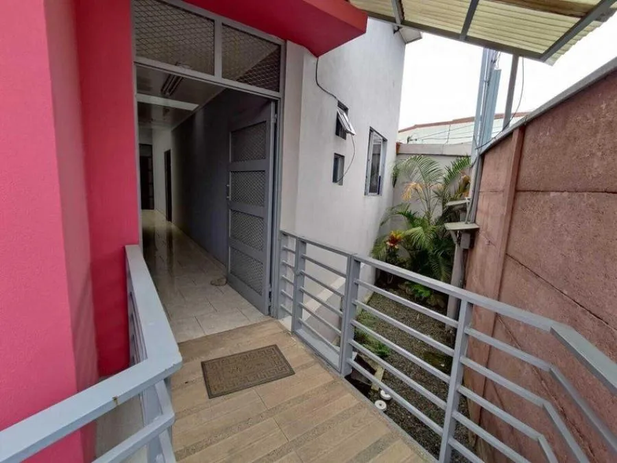MLS-25-1091 LS VENTA PROPIEDAD CON 4 APARTAMENTOS GOICOECHEA SAN JOSE - Venta en Goicoechea — photo 4