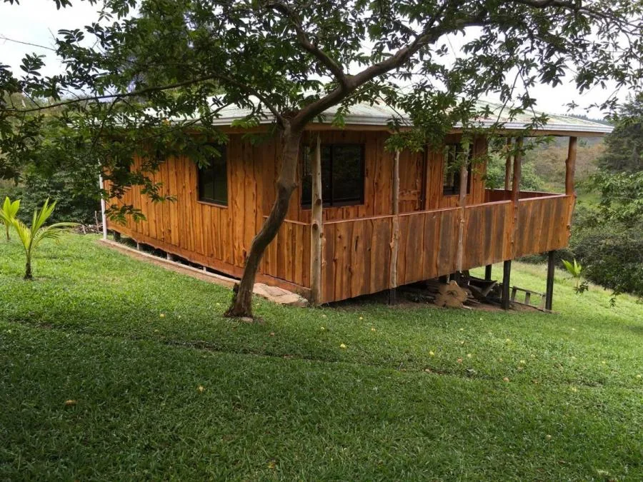 Venta de Lote con Casa + 2 Cabañas en Turrialba, Cartago. RAH 25-1084 - Venta en Turrialba