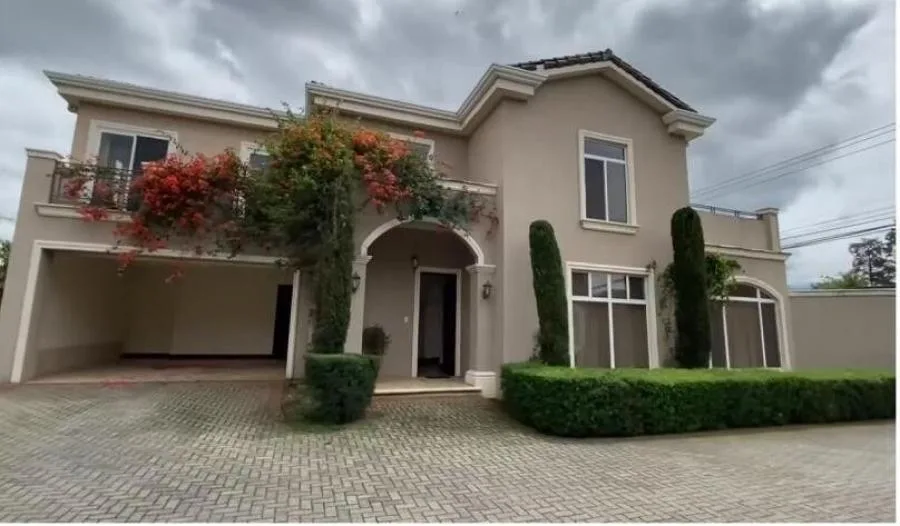CASA EN VENTA EN CURRIDABAT, cod: CTL 24-1724 - Venta en Curridabat