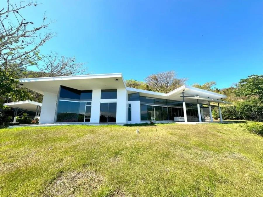 Venta de Casa en Piedades, Santa Ana. RAH 25-1146 - Venta en Santa Ana