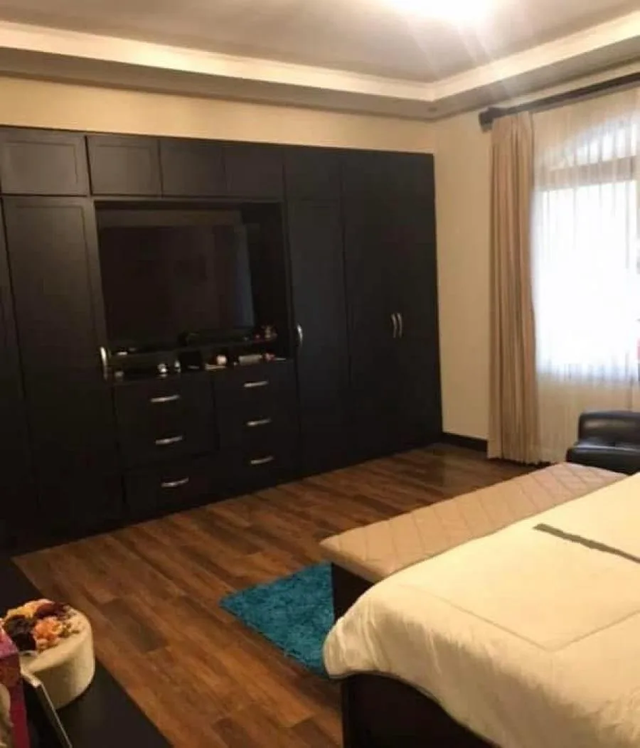 Venta de casa de lujo en condominio Los Hidalgos, Santo Domingo de Heredia $690.000 #MR001 - Venta en Santo Domingo — photo 5