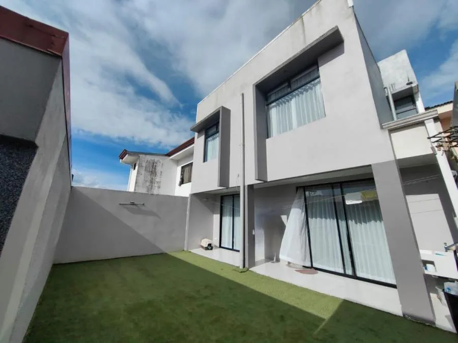 Casa de tres pisos en residencial privado Villa Andrea, Coronado RAH 231669 - Venta en Vasquez de Coronado, photo 4