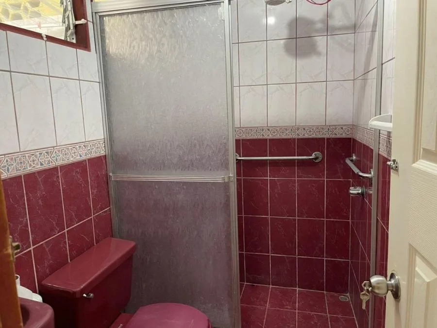 Venta de casa en Goicoechea, Calle Blancos en 65 000 000 de colones  (DJV 24-794) - Venta en Goicoechea — photo 5