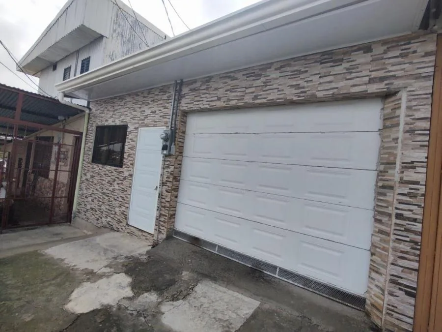 Venta de Casa en Calle Blancos, San José. RAH 25-108 - Venta en Goicoechea