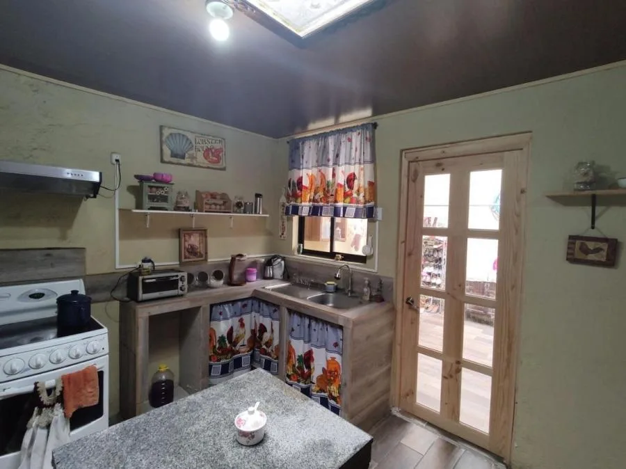Venta de Casa en Calle Blancos, San José. RAH 25-108 - Venta en Goicoechea — photo 2