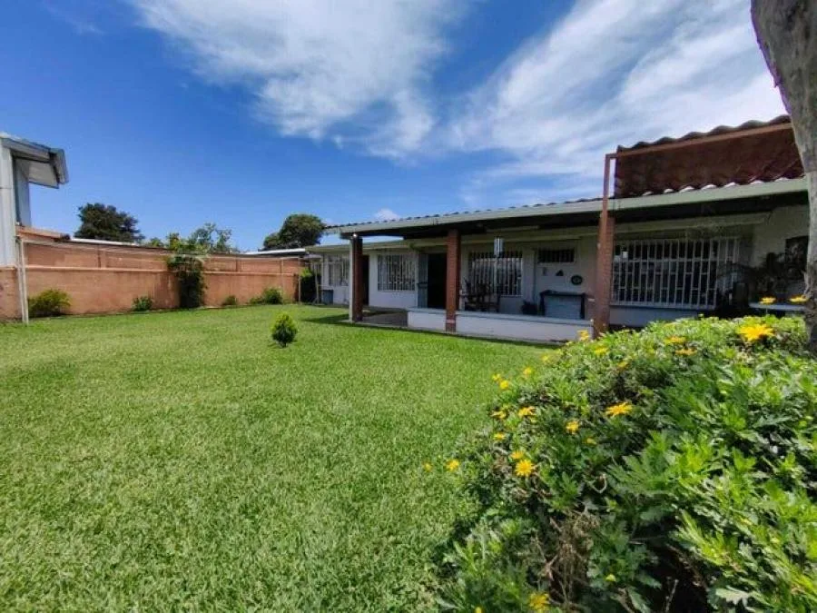 Venta de casa en Mata de Plátano El Carmen Guadalupe - Venta en Mata de Platano