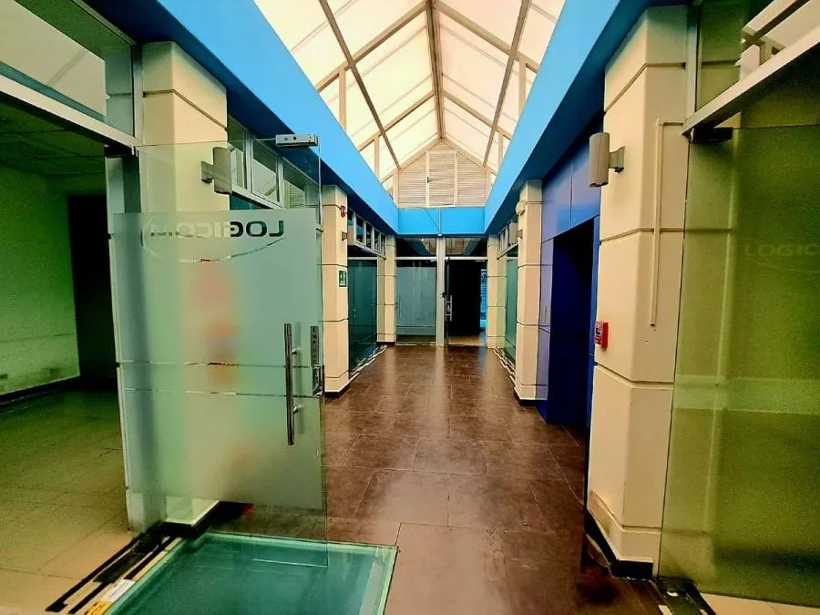 ALQUILER DE OFICINAS, SAN JOSÉ, SABANA NORTE   - Alquiler / Renta en San José