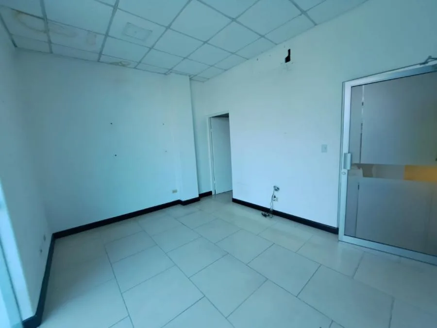 ALQUILER DE OFICINAS, SAN JOSÉ, SABANA NORTE   - Alquiler / Renta en San José — photo 5