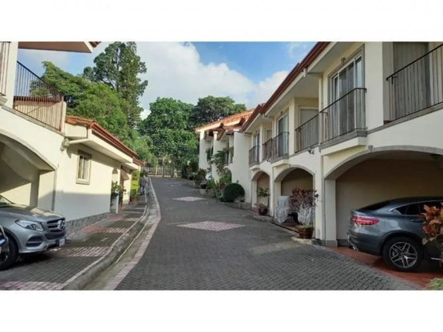 VENTA DE CASA, ESCAZÚ, SAN RAFAEL, CONDOMINIO PUENTE DE PIEDRA - Venta en San Rafael