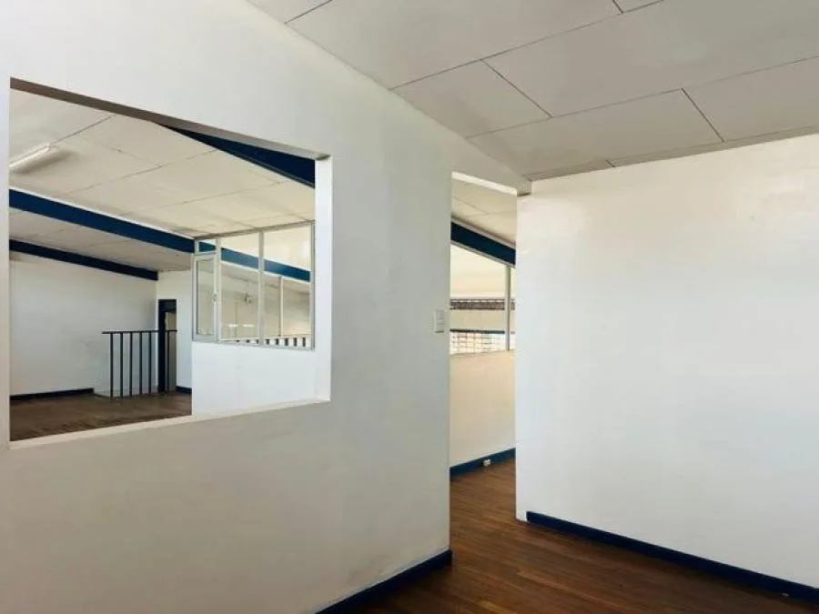 MLS-25-1850 LS VENTA BODEGA GUADALUPE GOICOECHEA - Venta en Goicoechea — photo 2