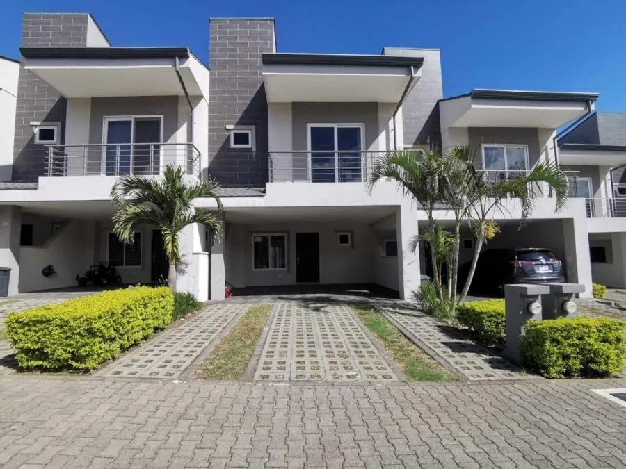 venta de casa en san jose escazu san rafael - Venta en Escazú