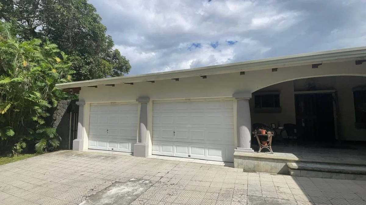 Se vende casa en Santa Barbara Heredia 26-76 - Venta en Santa Bárbara