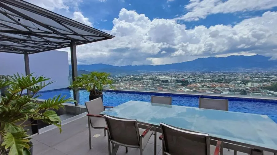 Alquiler de Apartamento en Curridabat, San José. - Alquiler / Renta en Curridabat