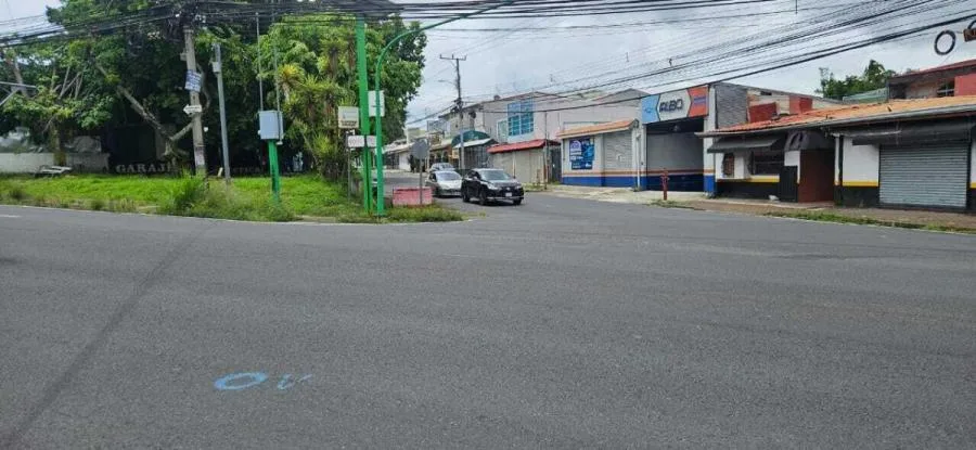 Venta de Terreno Comercial Esquinero en Moravia-San Vicente. RAH 26-1381 - Venta en Moravia