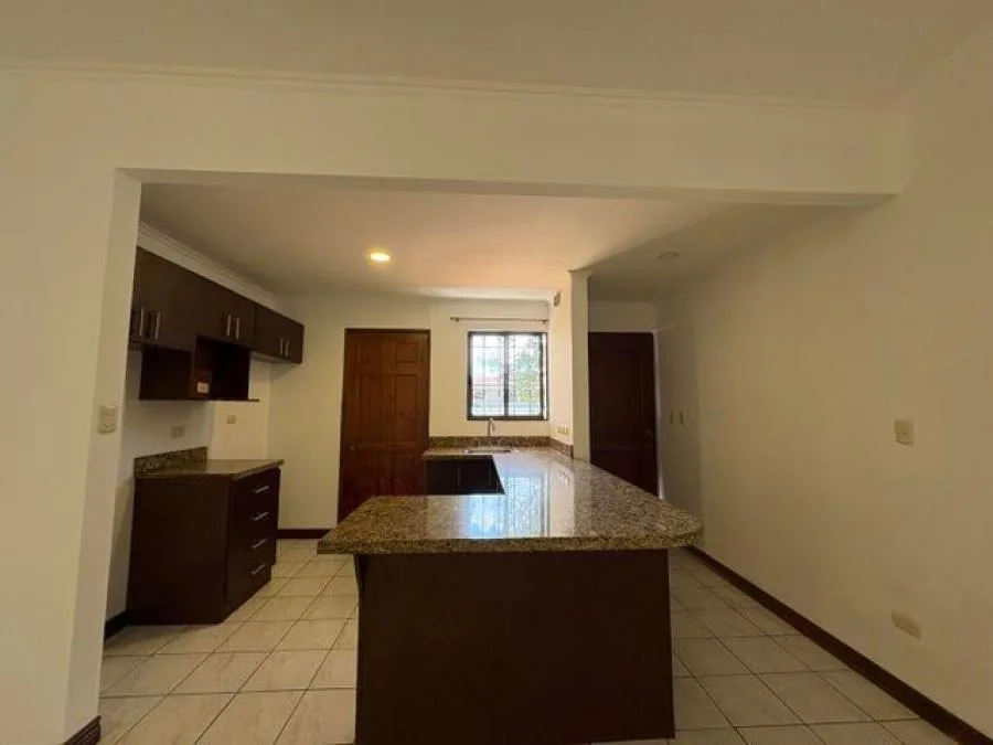 MLS-26-858 LS VENTA CASA EN SEGUNDO NIVEL TIBAS SAN JOSE  - Venta en Tibás — photo 2