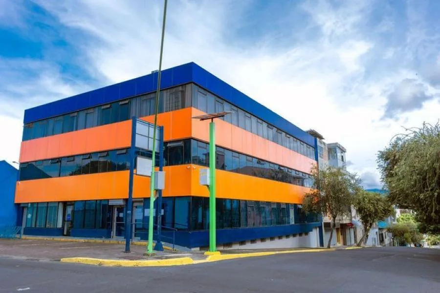 MLS-26-307 LS ALQUILER EDIFICIO COMERCIAL EL CARMEN SAN JOSE - Alquiler / Renta en Carmen