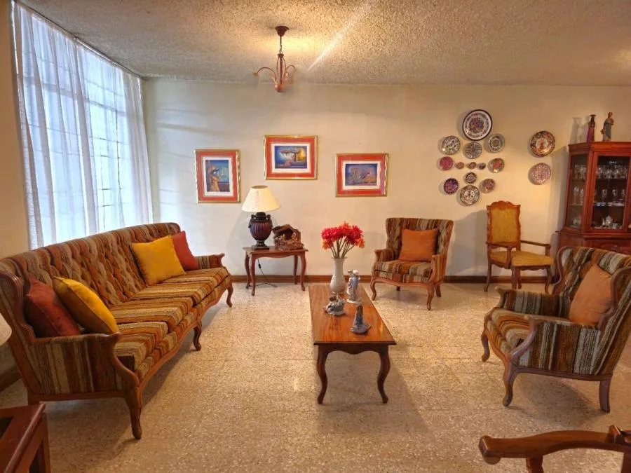 Venta de Casa en Lourdes Montes de Oca MGA - Venta en Montes de Oca — photo 5