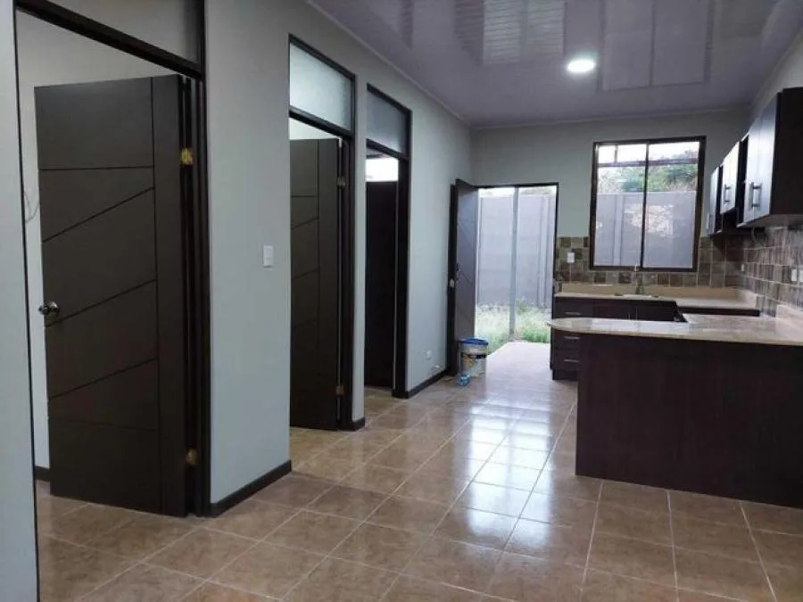 Venta de Casa Nueva en Santo Domingo, Heredia. - Venta en Santo Domingo — photo 4