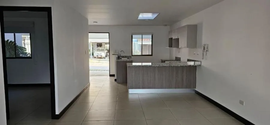 Venta de Casa en Santo Domingo, Heredia.  - Venta en Santo Domingo — photo 3