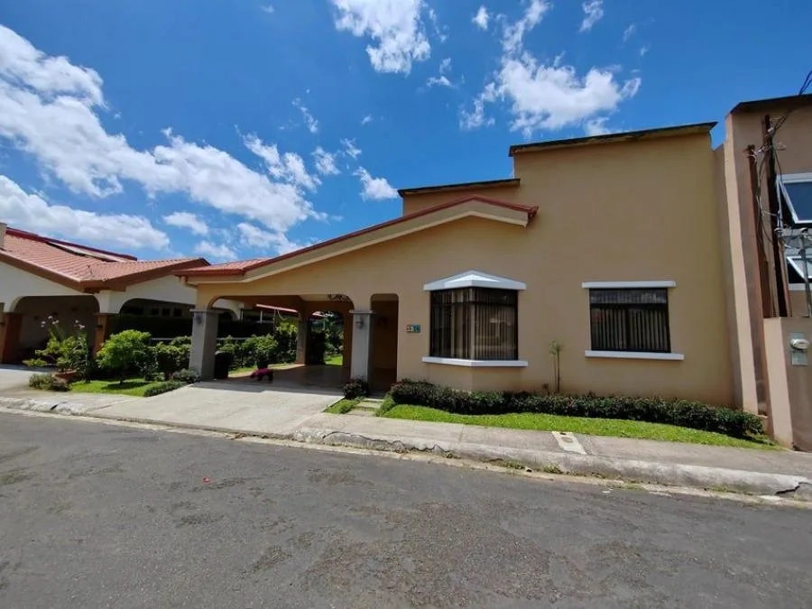 MLS-25-251 LS VENTA CASA CURRIDABAT SAN JOSE  - Venta en CURRIDABAT SAN JOSE