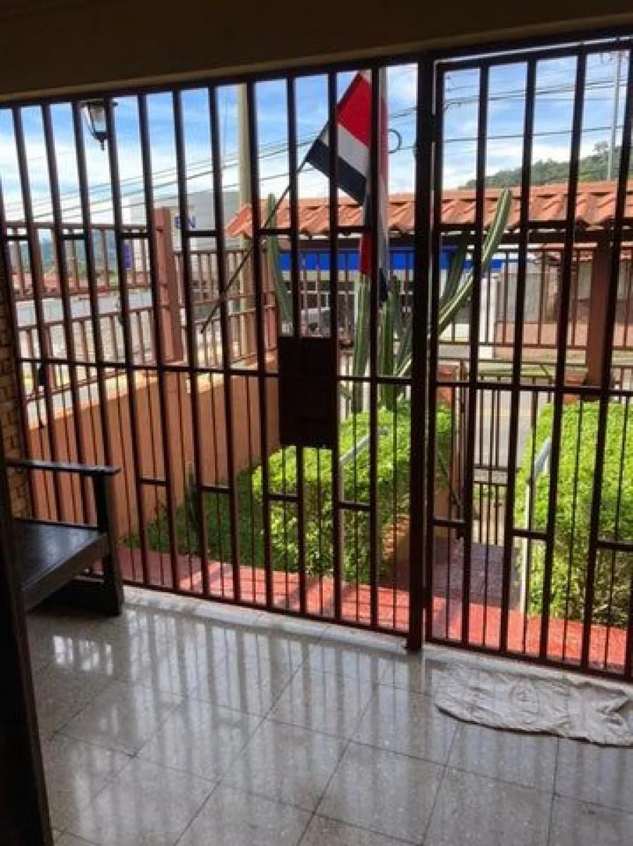 Hermosa Casa en Venta. San Pablo de León Cortes MLS23-3555 - Venta en León Cortes — photo 2