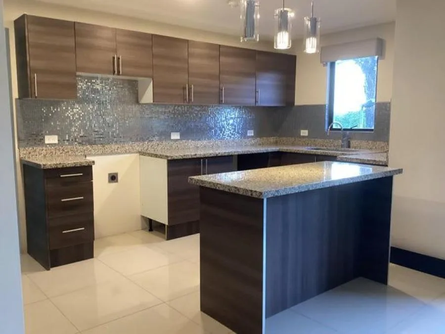 Venta de hermoso apartamento en Brasil de santa ana 26-1196 - Venta en Santa Ana