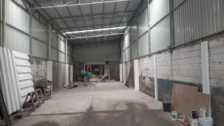 Bodega a estrenar con excelente ubicación en Calle Blancos RAH 231857 - Venta en Goicoechea — photo 4