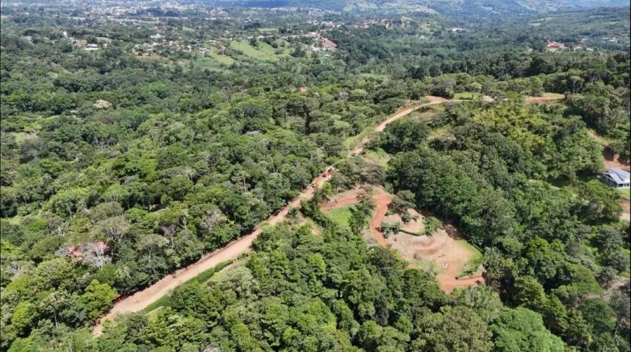 3 HECTÁREAS EN PEDREGOCITO — NATURALEZA Y PRIVACIDAD - Venta en Perez Zeledón — photo 2