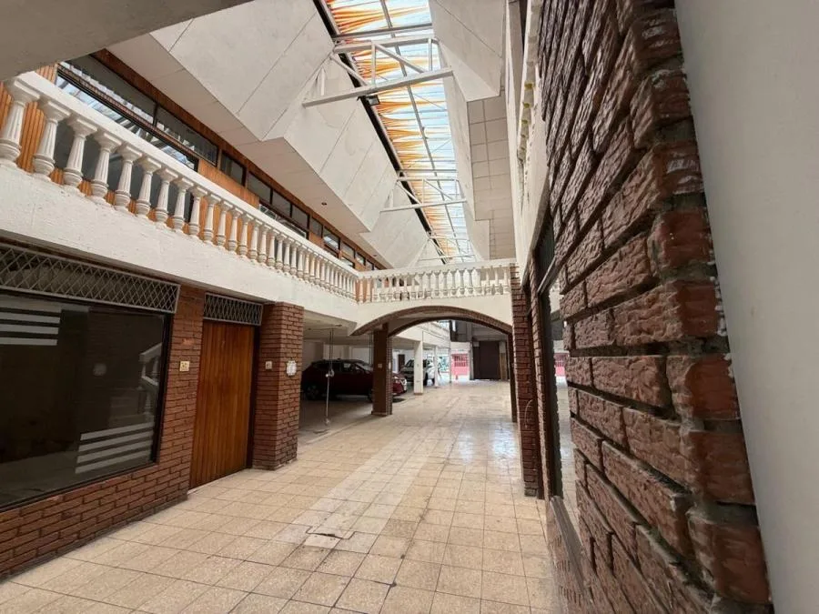 Plaza Comercial 482 m² en Centro de Heredia #26-555 GS - Venta en Heredia